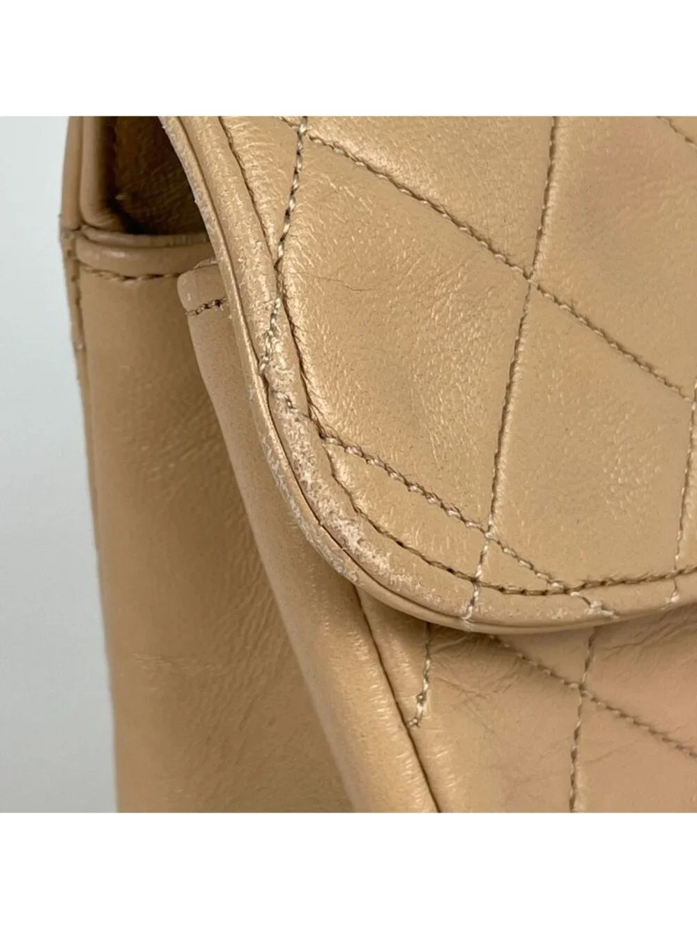 Chanel CC Logo Chain Shoulder Bag Quilted Leather Beige